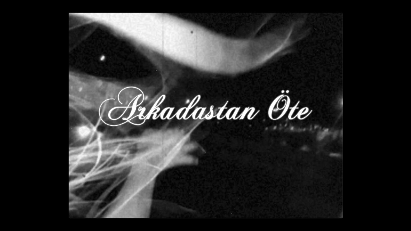 YIGHOES - Arkadaştan Öte